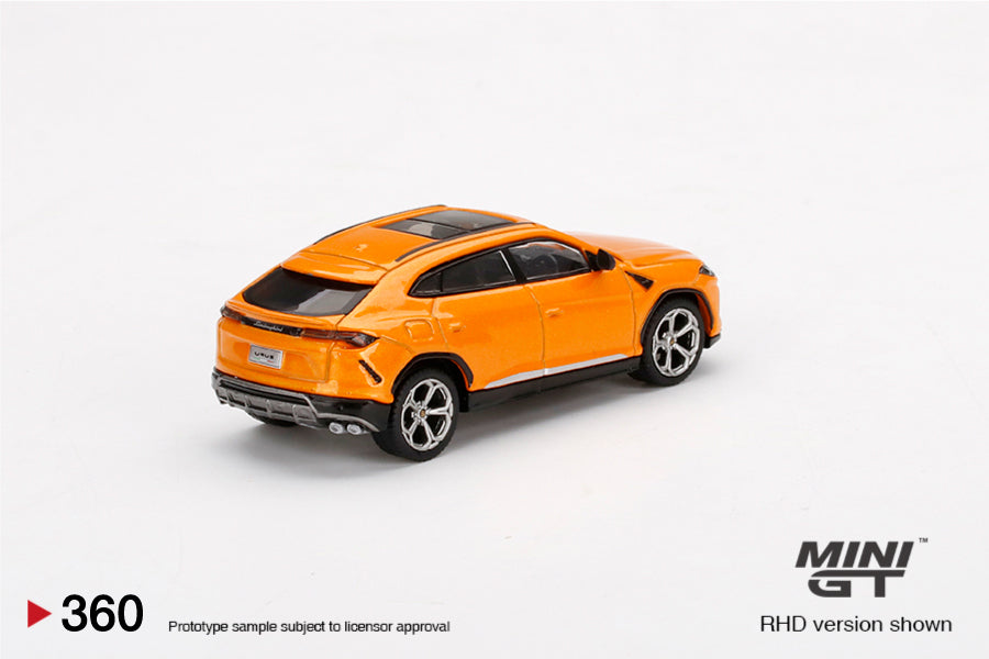 Lamborghini Urus Arancio Borealis. ( Blister Packing ).