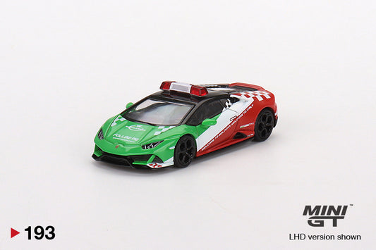 Lamborghini Huracán EVO Bologna Airport 2020 Follow-Me Car. ( Box Packing )